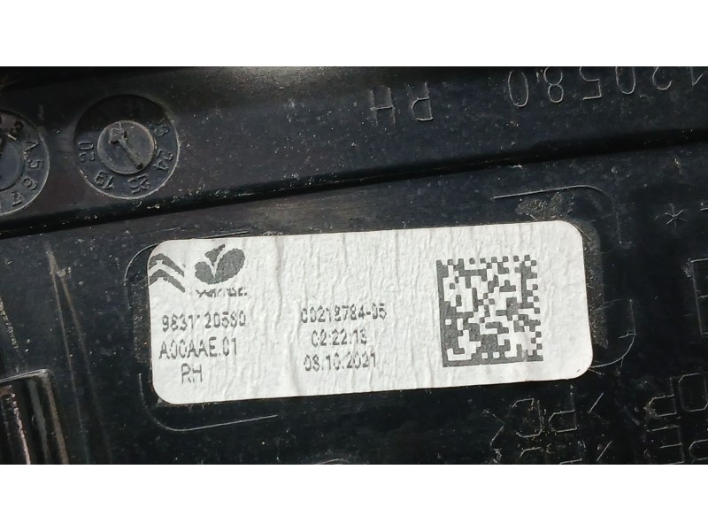 Recambio de piloto trasero derecho interior para citroën c4 iii (ba_, bb_, bc_) 1.5 bluehdi 130 (bbyhzb) referencia OEM IAM 9831