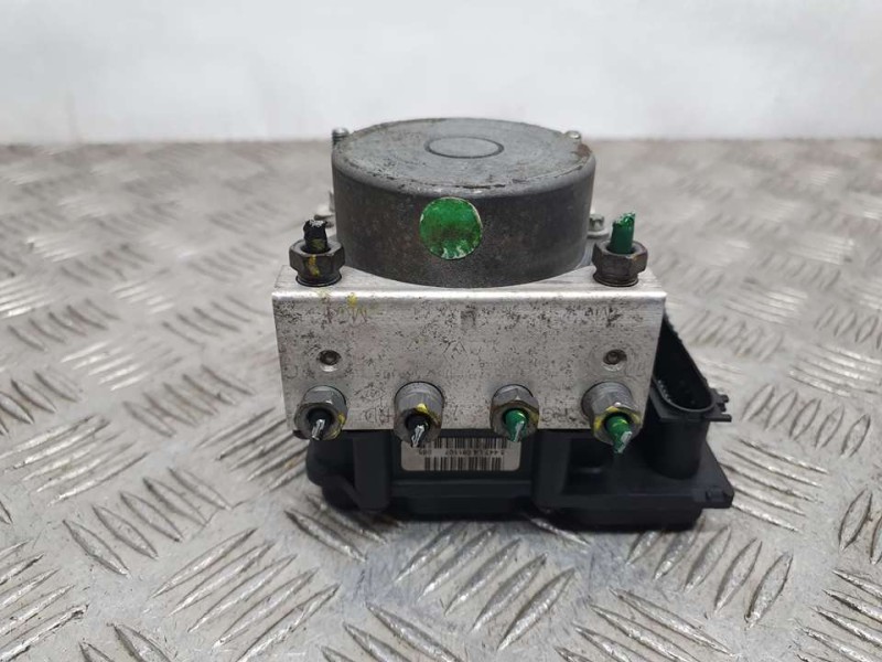 Recambio de abs para renault clio iii authentique referencia OEM IAM 8200747140 0265232077 BOSCH