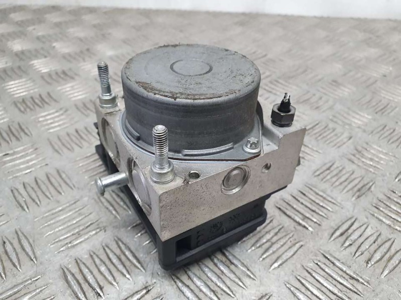 Recambio de abs para renault clio iii authentique referencia OEM IAM 8200747140 0265232077 BOSCH