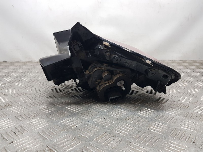 Recambio de piloto trasero izquierdo exterior para citroën c4 iii (ba_, bb_, bc_) 1.5 bluehdi 130 (bbyhzb) referencia OEM IAM 98