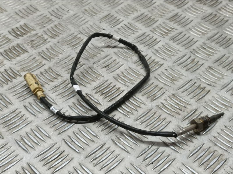 Recambio de sensor para volkswagen t-cross advance referencia OEM IAM 04L906088BF  TEMPERATURA