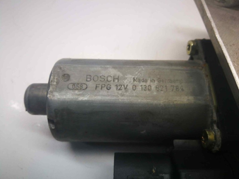 Recambio de elevalunas trasero izquierdo para audi a6 berlina (4b2) referencia OEM IAM FP612V0130821784 0130821784 8 PINS