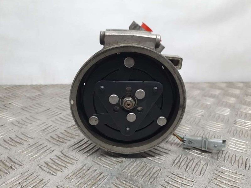 Recambio de compresor aire acondicionado para renault clio iii authentique referencia OEM IAM 8200651251 SD6V12 SANDEN