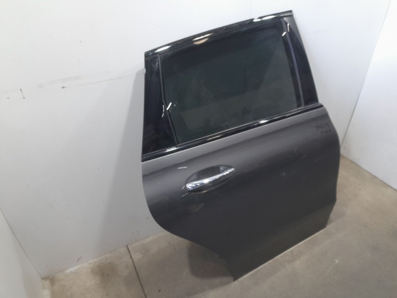 Recambio de puerta trasera derecha para mercedes-benz clase b (247) b180 referencia OEM IAM A2477300800 ROZADA 