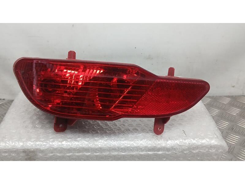 Recambio de piloto trasero izquierdo paragolpes para peugeot 5008 ii (mc_, mj_, mr_, m4_) 1.2 (mrhnyh, mrhnyw, mrhnsj, mrhnsu, m