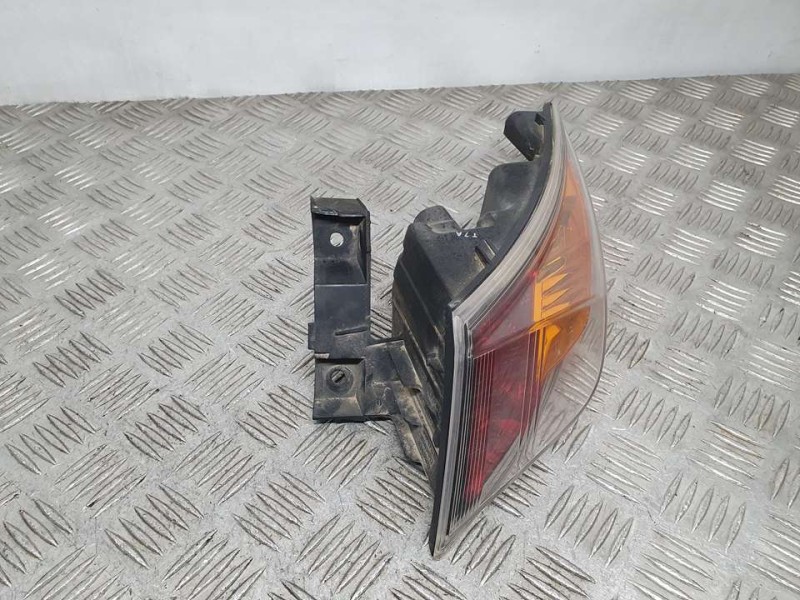 Recambio de piloto trasero derecho para honda civic berlina 5 (fk) 2.2 i-ctdi executive referencia OEM IAM 22016721 KOITO EXTERI