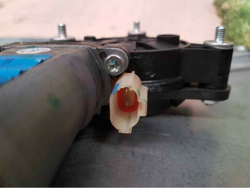 Recambio de elevalunas delantero derecho para hyundai i10 classic referencia OEM IAM  2 PINS ELECTRICO