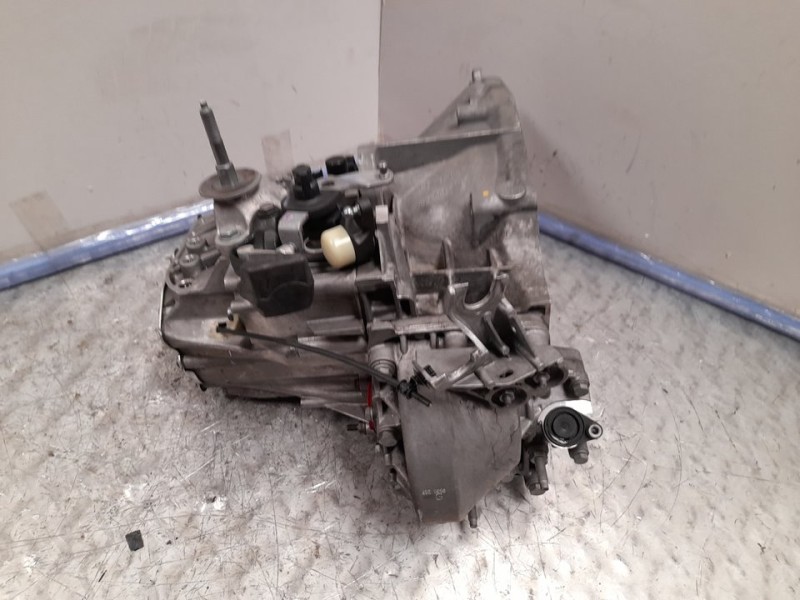 Recambio de caja cambios para peugeot 5008 premium referencia OEM IAM 20MB26 0988177 6VELOCIDADES