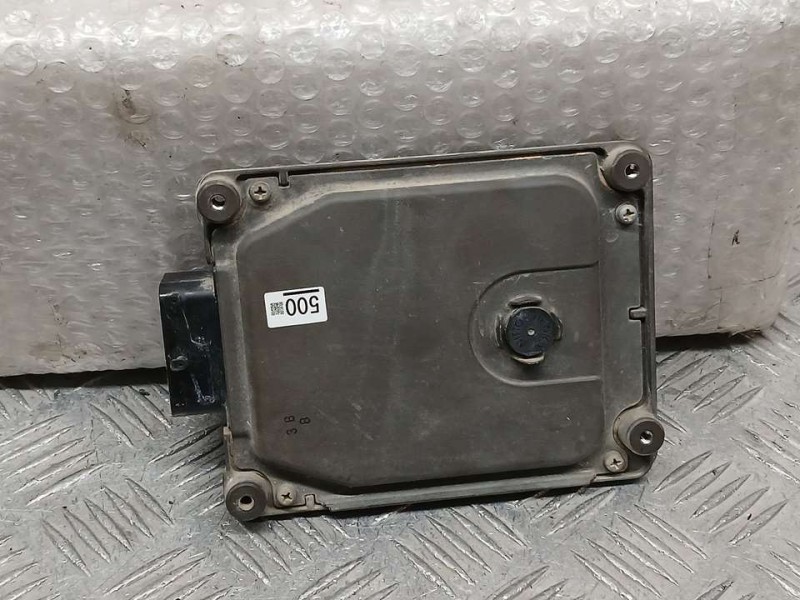 Recambio de centralita motor uce para toyota land cruiser (j15) vx referencia OEM IAM 896B160010 2760005002 DENSO