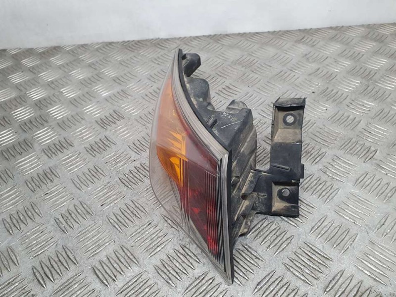 Recambio de piloto trasero izquierdo para honda civic berlina 5 (fk) 2.2 i-ctdi executive referencia OEM IAM 22016721 KOITO EXTE
