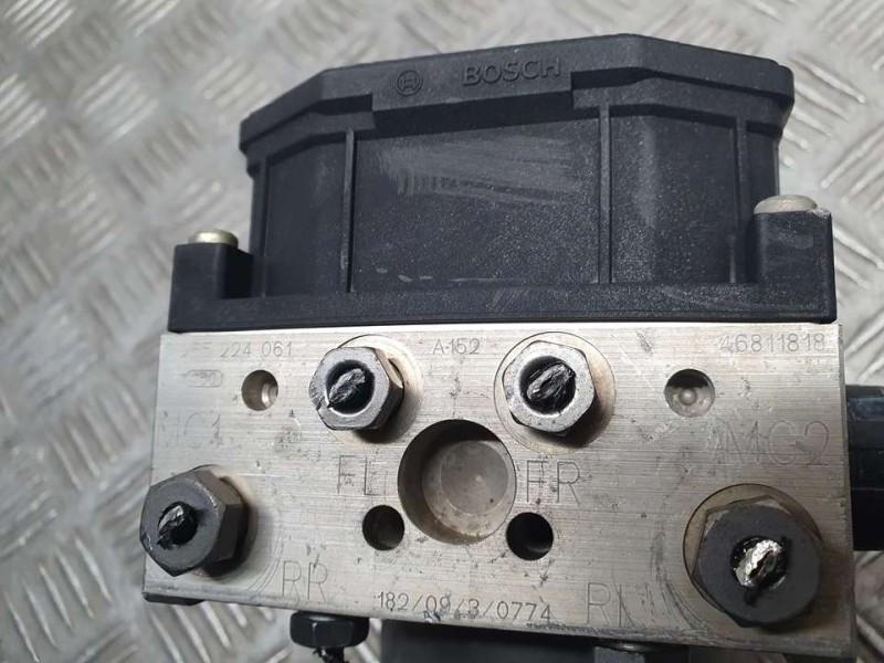 Recambio de abs para alfa romeo 147 (190) 1.6 t.spark distinctive referencia OEM IAM 46811818 0265224061 BOSCH