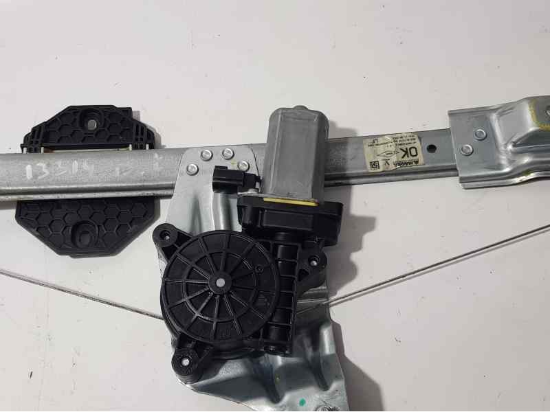 Recambio de elevalunas delantero izquierdo para dacia sandero ambiance referencia OEM IAM 807213282R 275620 ELECTRICO MAGNA2 PIN