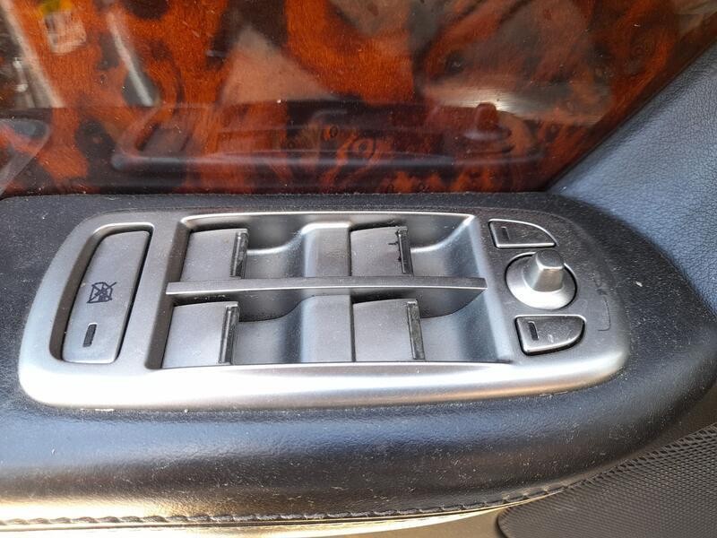 Recambio de mando elevalunas delantero izquierdo para jaguar xf i (x250) 2.7 d referencia OEM IAM C2Z11586 C/MANDO RETROVISOR 