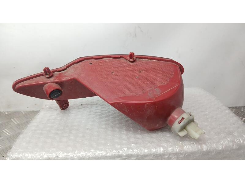 Recambio de piloto trasero izquierdo paragolpes para peugeot 5008 active referencia OEM IAM 9811982980  