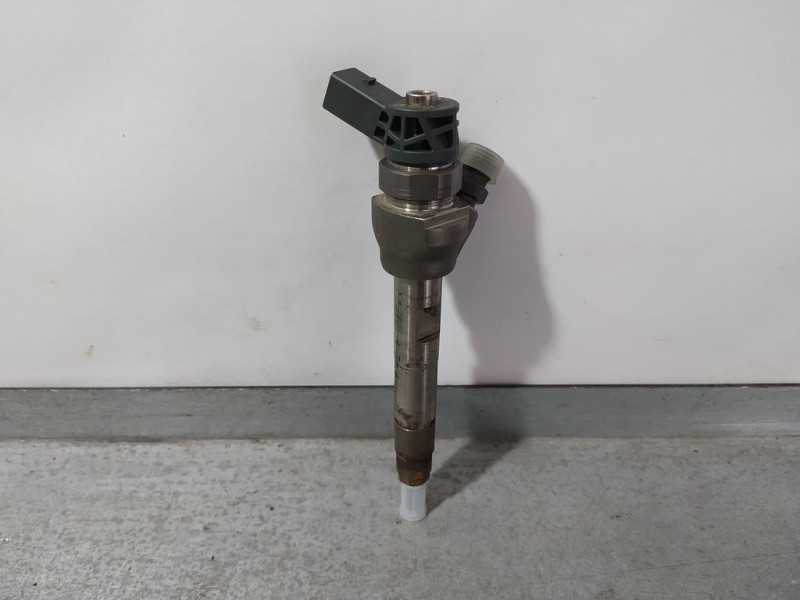 Recambio de inyector para bmw mini countryman (r60) 1.6 diesel cat referencia OEM IAM 8515060 044510599 BOSCH