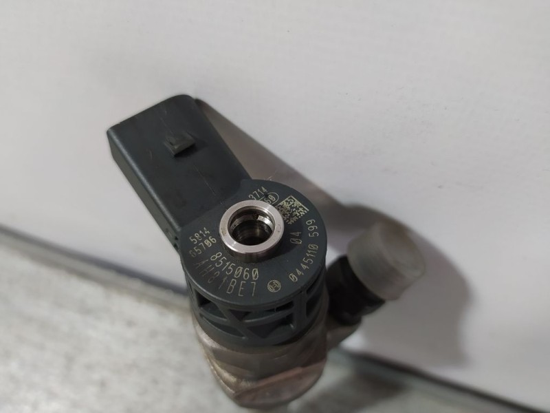 Recambio de inyector para bmw mini countryman (r60) 1.6 diesel cat referencia OEM IAM 8515060 044510599 BOSCH