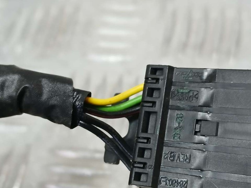 Recambio de retrovisor derecho para opel zafira b cosmo referencia OEM IAM 13131970  ELECTRICO 5 CABLES