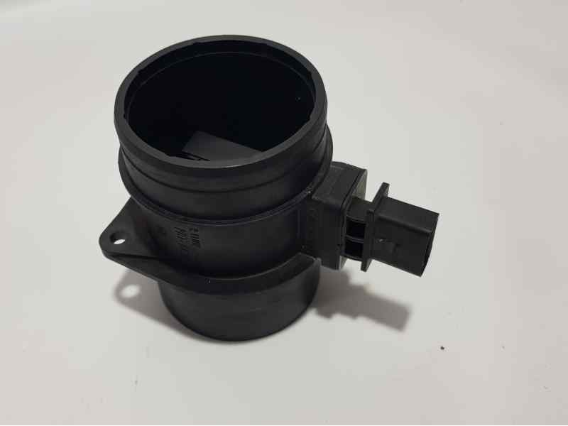 Recambio de caudalimetro para audi a4 ber. (b8) básico referencia OEM IAM 03G906461C 0281002735 BOSCH