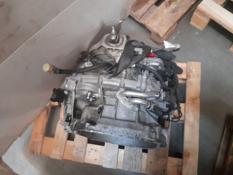 Recambio de caja cambios para renault megane iv berlina 5p limited referencia OEM IAM DW5007  AUTOMATICA