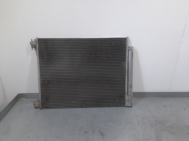 Recambio de condensador / radiador aire acondicionado para renault megane iv berlina 5p limited referencia OEM IAM 921008540DR 0