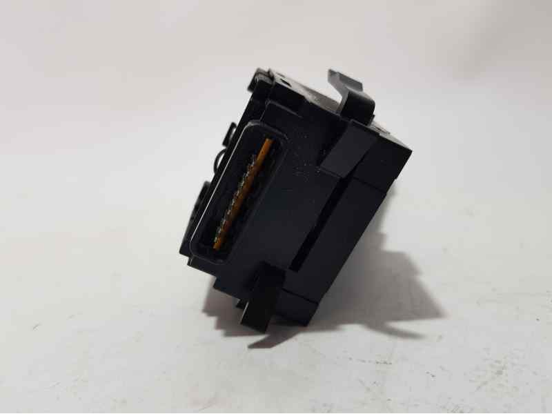 Recambio de mando limpia para mitsubishi outlander (cw0) kaiteki 4wd referencia OEM IAM   