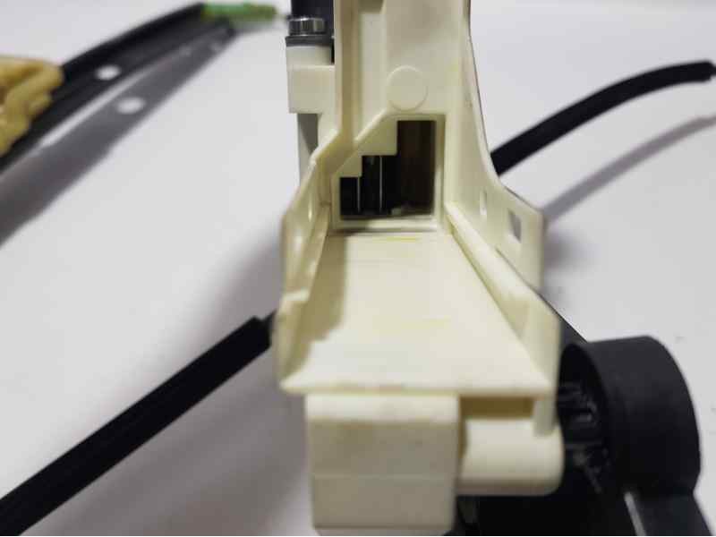 Recambio de elevalunas delantero derecho para audi a4 ber. (b8) básico referencia OEM IAM 8K0837462  BROSEELECTRICO