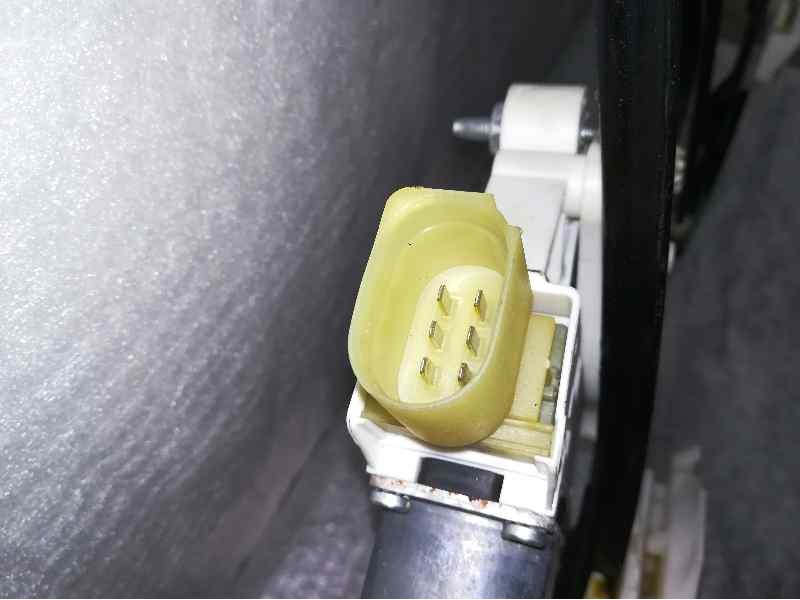 Recambio de elevalunas delantero izquierdo para bmw serie 3 berlina (e90) 320d referencia OEM IAM 0130822226 6 PINS ELECTRICO 69