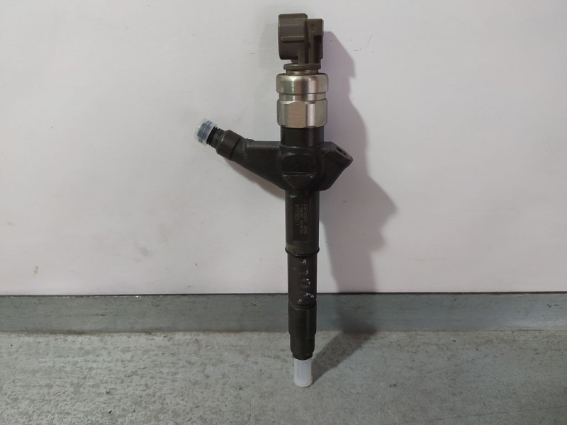 Recambio de inyector para nissan almera (n16/e) 2.2 dci diesel cat referencia OEM IAM 16600BN800  DENSO