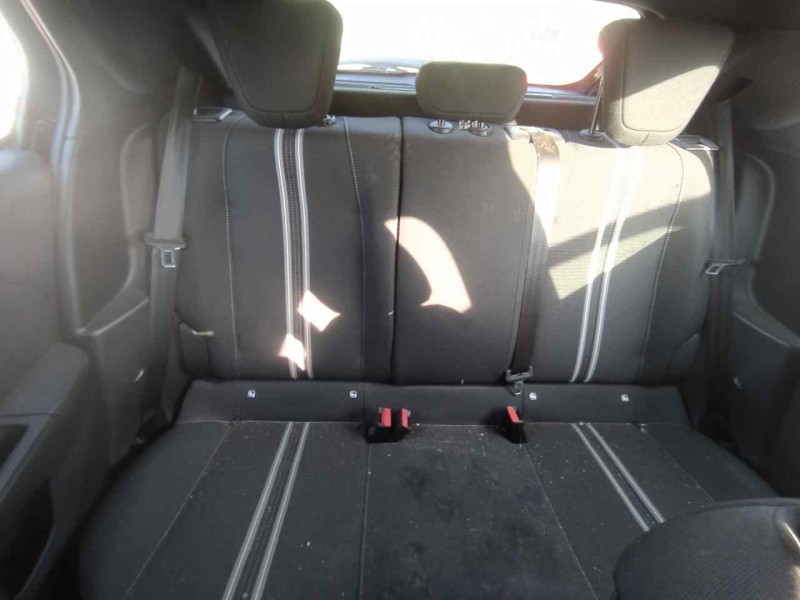 Recambio de asientos traseros para opel corsa f gs referencia OEM IAM   