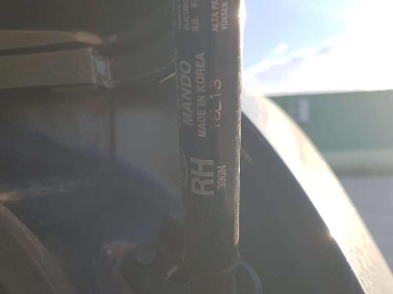 Recambio de amortiguadores maletero / porton para kia rio (yb) gt line referencia OEM IAM 81770H8010  