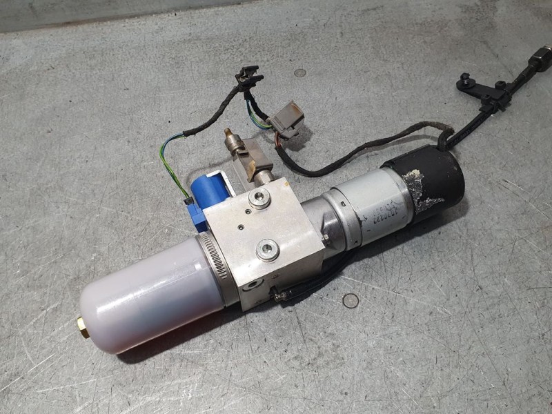 Recambio de modulo electronico para volvo xc60 kinetic awd referencia OEM IAM D190329  BOMBA ACEITE SUBIR PORTON