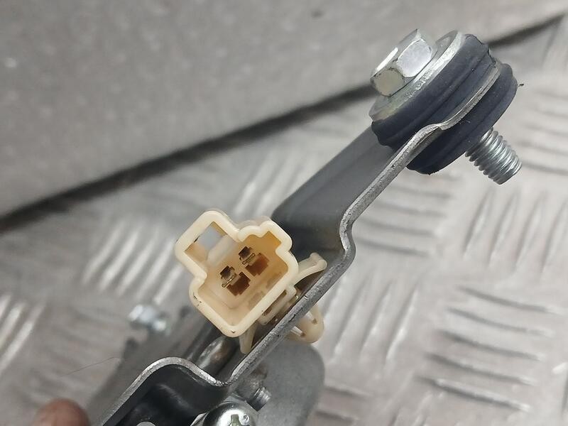 Recambio de motor limpia trasero para mazda 6 berlina (gg) 2.0 crtd active referencia OEM IAM 849000032 ASMO GJ6J67450A