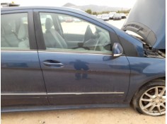 PUERTA DELANTERA DERECHA A1697202605 