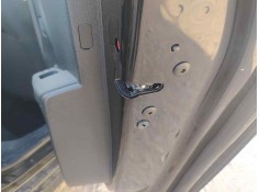 Recambio de cerradura puerta trasera derecha para opel corsa f gs referencia OEM IAM 9844412880  