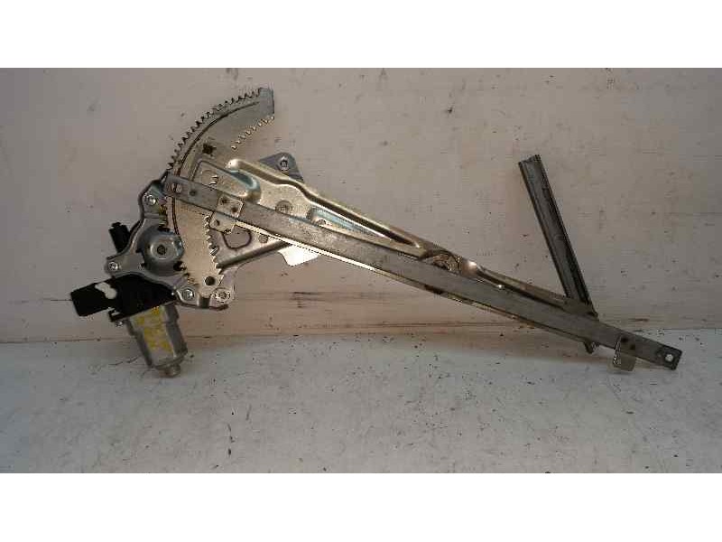 Recambio de elevalunas delantero derecho para mitsubishi outlander (cw0) kaiteki 4wd referencia OEM IAM  6 PINS ELECTRICO