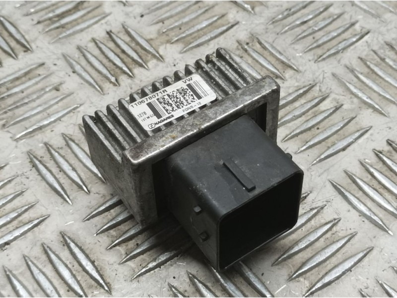 Recambio de caja precalentamiento para mercedes-benz citan (w415) furgon 109 cdi lang (a2) (415603) referencia OEM IAM 110678071