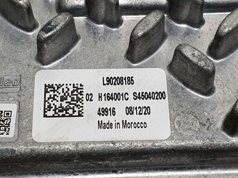 Recambio de centralita faro para peugeot 5008 active referencia OEM IAM L90208185  VALEO