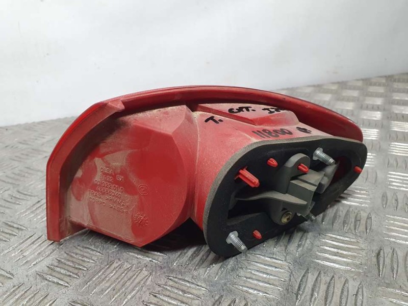 Recambio de piloto trasero izquierdo para alfa romeo 147 (190) 1.6 t.spark distinctive referencia OEM IAM 46556349  EXTERIOR TOC