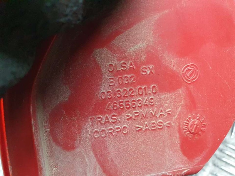 Recambio de piloto trasero izquierdo para alfa romeo 147 (190) 1.6 t.spark distinctive referencia OEM IAM 46556349  EXTERIOR TOC