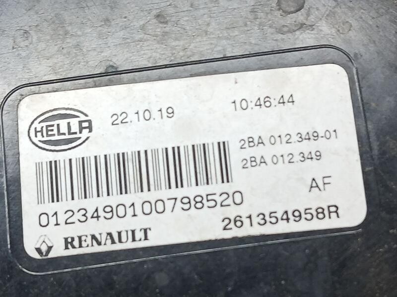Recambio de piloto delantero izquierdo para renault megane iv berlina 5p limited referencia OEM IAM 261354958R HELLA 2BA01234901