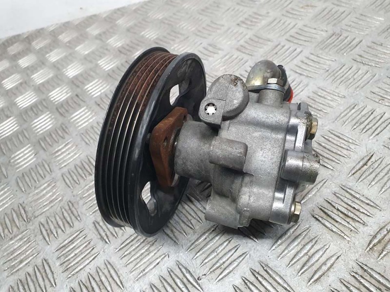 Recambio de bomba direccion para volkswagen passat berlina (3b3) comfortline referencia OEM IAM 8D0145156L  