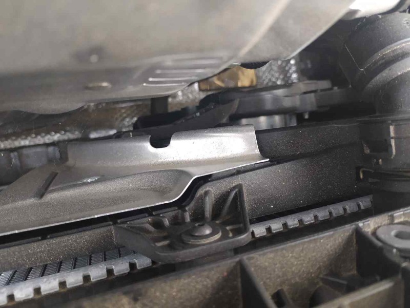 Recambio de electroventilador para opel corsa f gs referencia OEM IAM 9823959280  