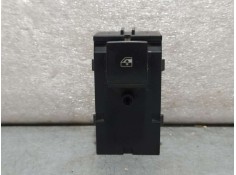 Recambio de mando elevalunas trasero derecho para opel zafira tourer excellence referencia OEM IAM 13301888  