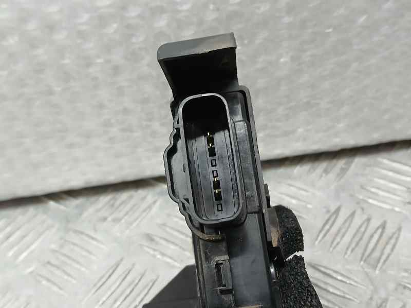 Recambio de cerradura puerta trasera derecha para kia rio (yb) gt line referencia OEM IAM 81420H8010  ELECTRICO