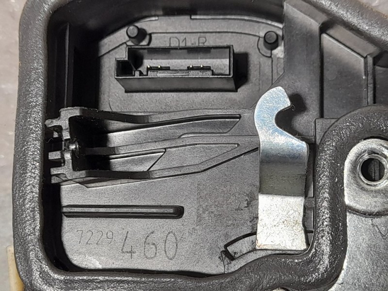 Recambio de cerradura puerta trasera derecha para bmw serie 1 lim. (f20) 116d referencia OEM IAM 7229460  