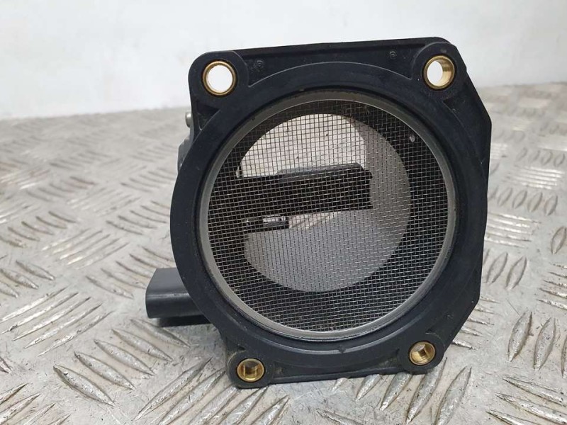 Recambio de caudalimetro para volkswagen passat berlina (3b3) comfortline referencia OEM IAM 8ET009142 26 HELLA 