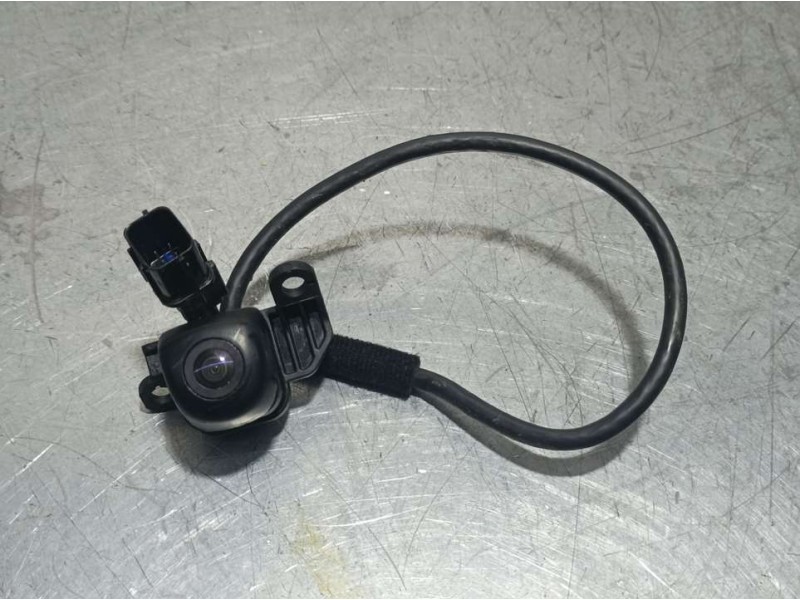Recambio de camara vision trasera para hyundai kona essence 2wd referencia OEM IAM 95760J9000 17K010437 MOBIS