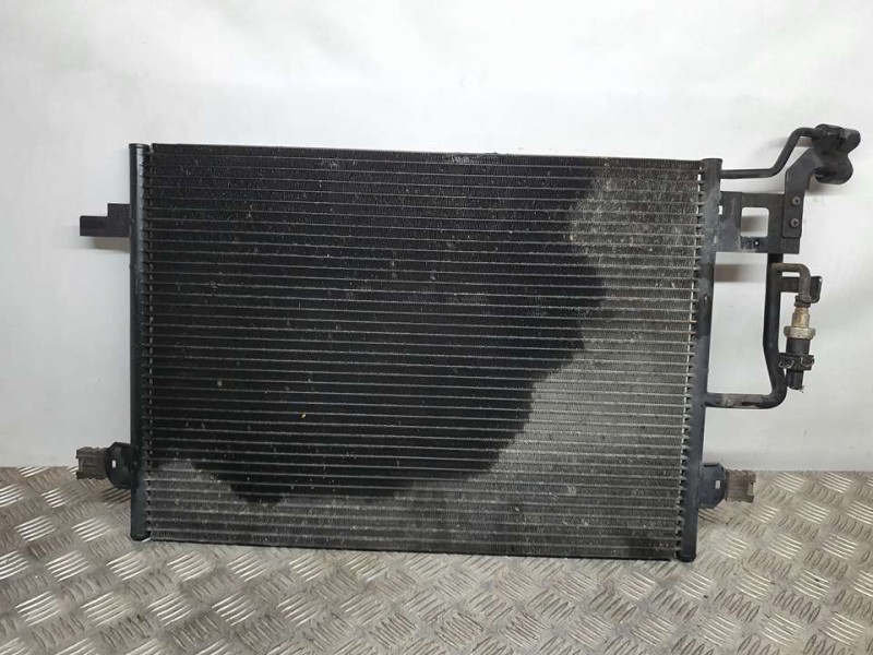 Recambio de condensador / radiador aire acondicionado para volkswagen passat berlina (3b3) comfortline referencia OEM IAM 3B0260