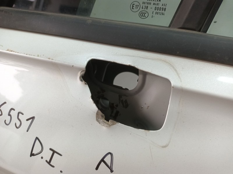 Recambio de puerta delantera izquierda para seat tarraco (kn2) 2.0 tdi referencia OEM IAM 5NA831055N TOCADA 