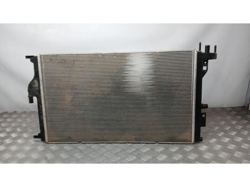 Recambio de radiador agua adicional para renault express furgoneta/monovolumen 1.5 blue dci 95 (f6ab) referencia OEM IAM 2141072